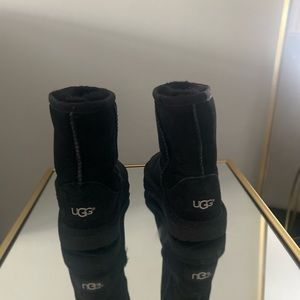 UGG toddler size 8 boots